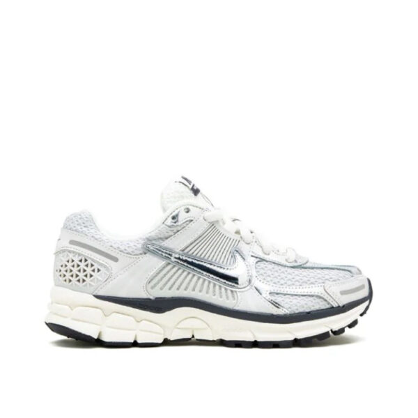 Nike Vomero 5 "Photon Dust"
